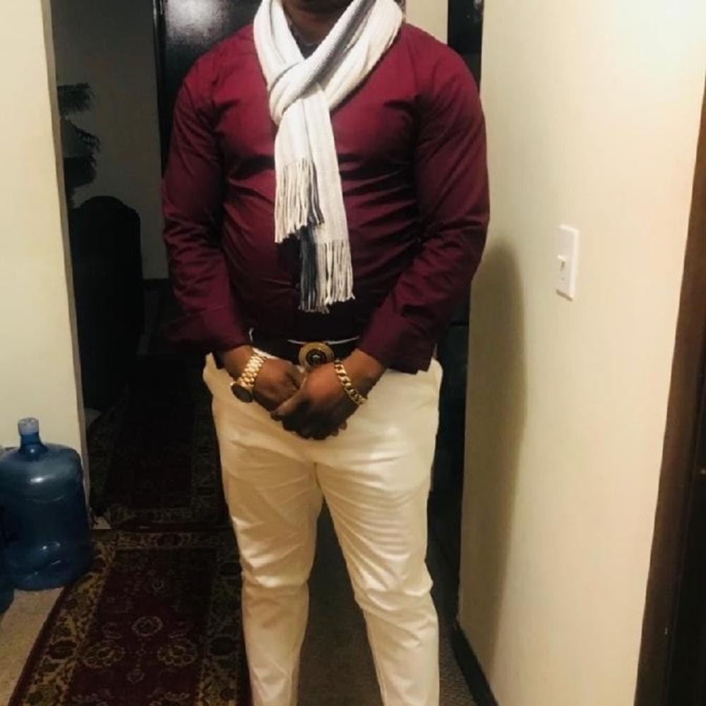 Meet your Posher, Agyaba